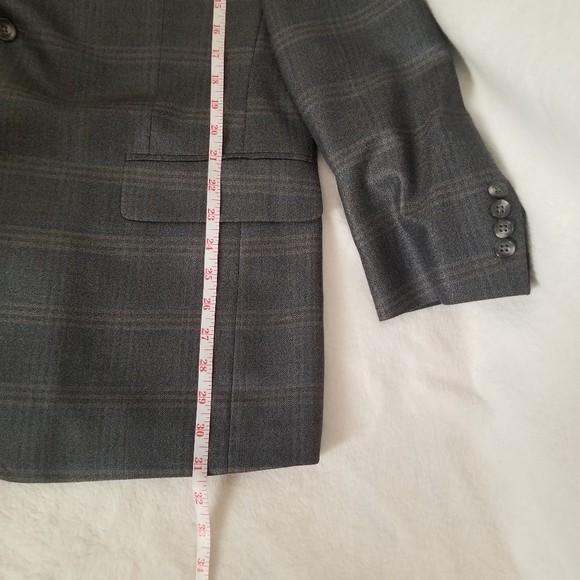 Jos A Bank Signature Collection Wool 43R Windowpane Gray Blue Accent Spo… - Picture 11 of 11